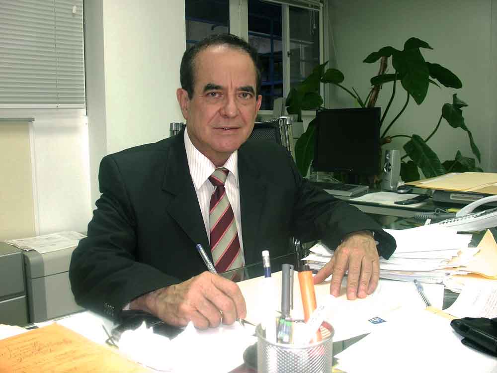 Prof. Manuel Aranguren -Vicerrector Administrativo-
